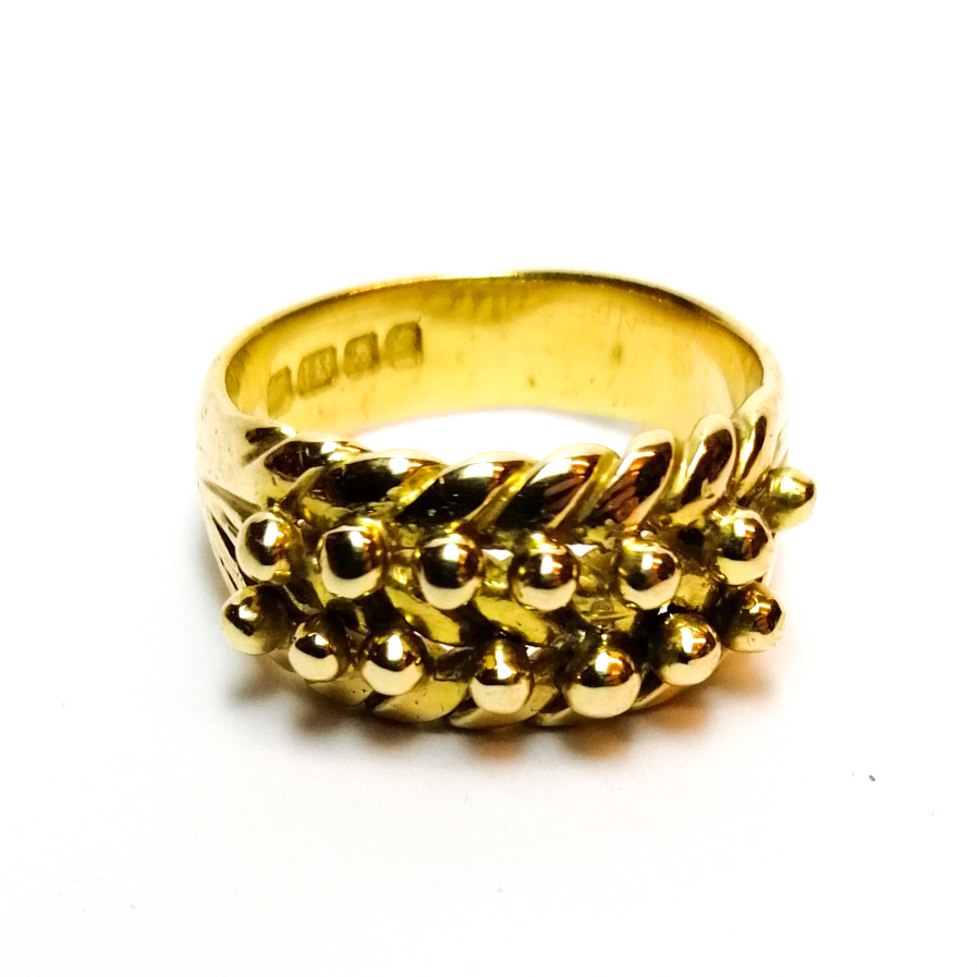 18ct Keeper Ring (London 1911) G Davison & Sons Jewellers in LeighOn
