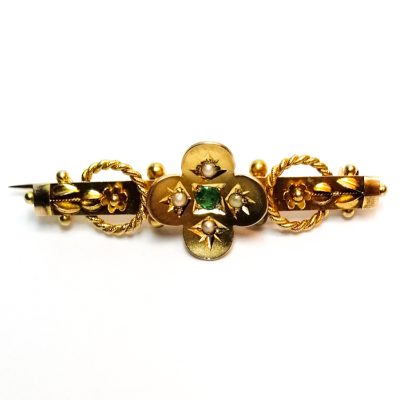 9ct Gold Emerald & Seed Pearl Bar Brooch (Birm 1900)
